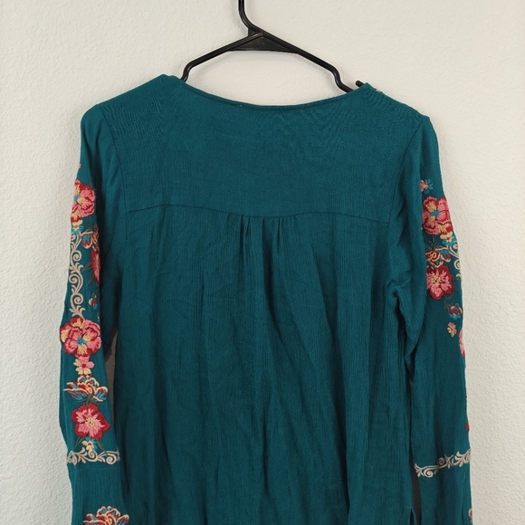 Savanna Jane Turquoise Floral Embroidered Long Sleeve V Neck Blouse Small - Picture 8 of 9